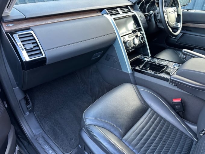 2025 Land Rover Discovery