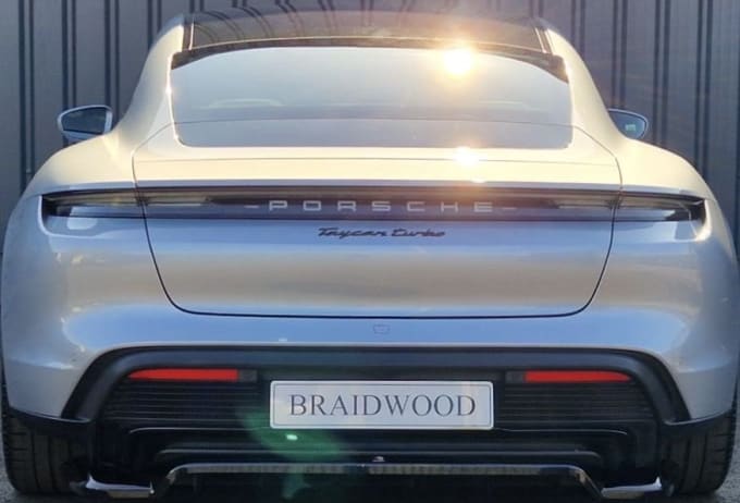 2025 Porsche Taycan