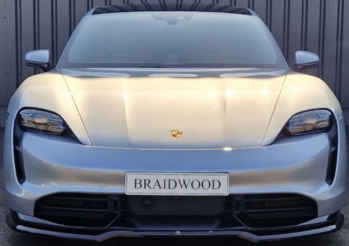 2025 Porsche Taycan