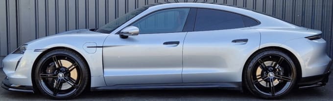 2025 Porsche Taycan