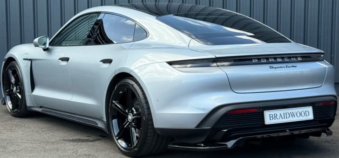 2025 Porsche Taycan