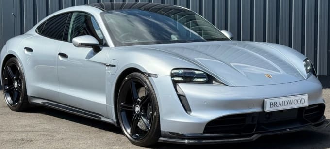 2025 Porsche Taycan