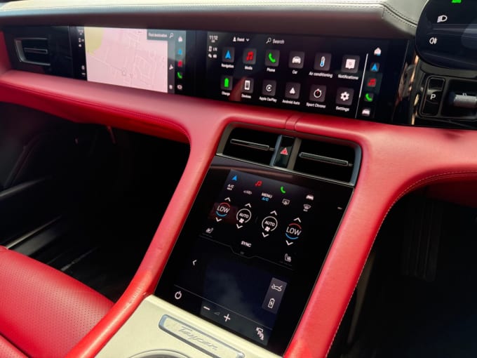 2025 Porsche Taycan