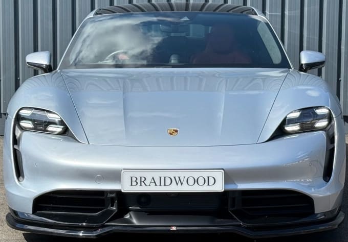 2025 Porsche Taycan