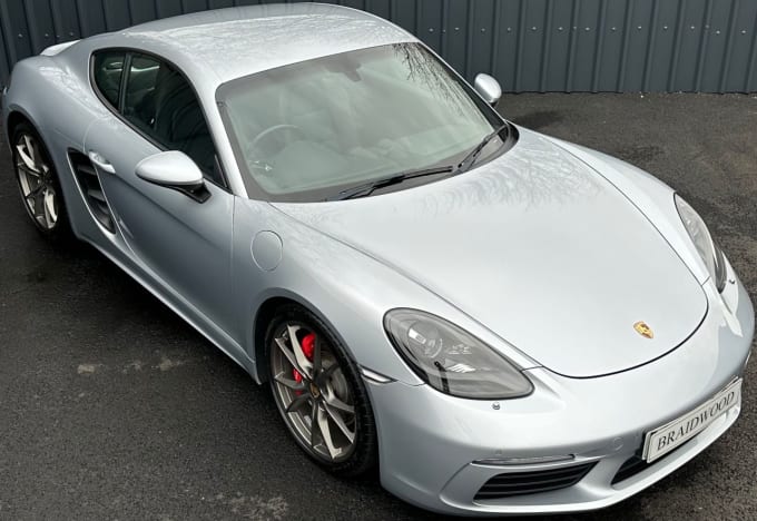 2025 Porsche 718 Cayman