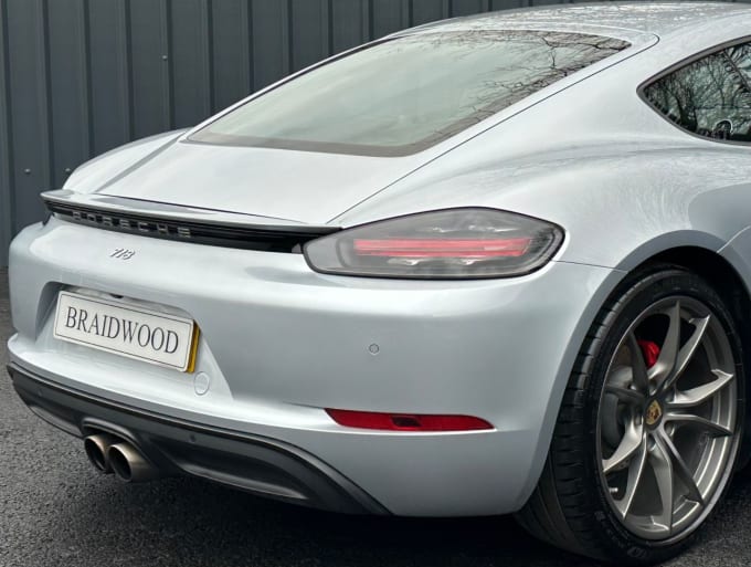 2025 Porsche 718 Cayman