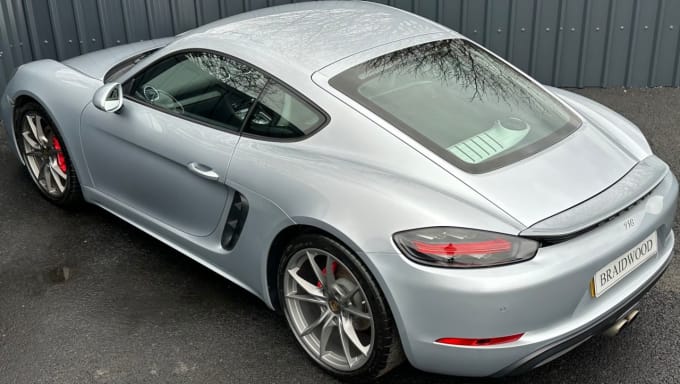 2025 Porsche 718 Cayman