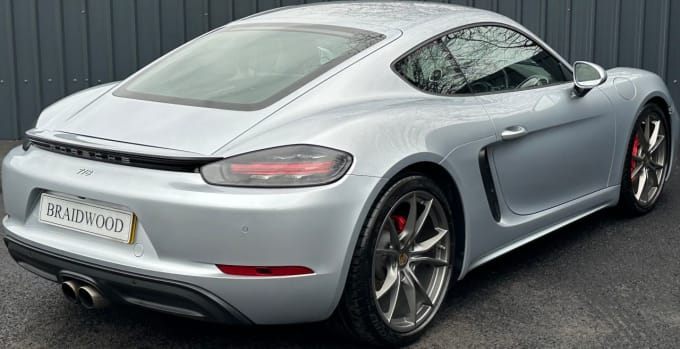 2025 Porsche 718 Cayman