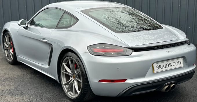 2025 Porsche 718 Cayman