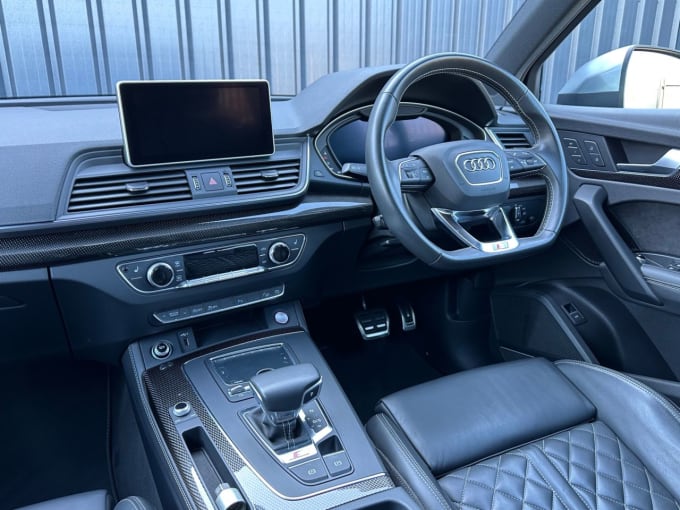 2025 Audi Sq5