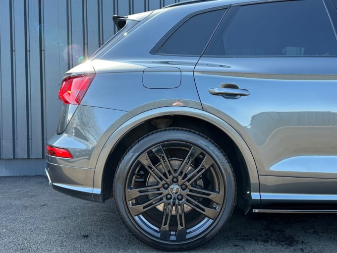 2025 Audi Sq5