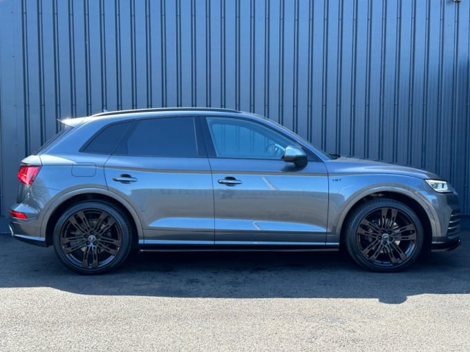 2025 Audi Sq5