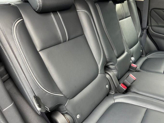 2025 Mitsubishi Outlander