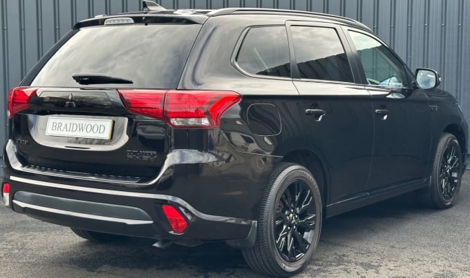 2025 Mitsubishi Outlander