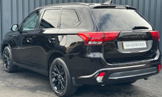 2025 Mitsubishi Outlander
