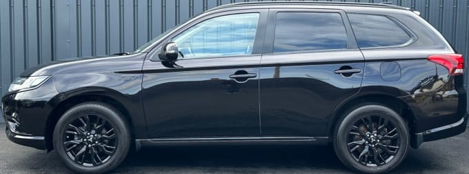 2025 Mitsubishi Outlander