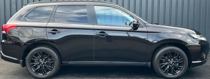 2025 Mitsubishi Outlander