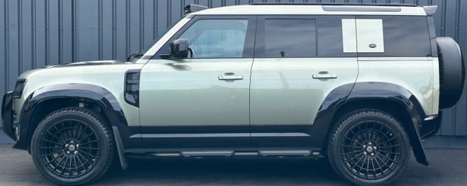 2025 Land Rover Defender