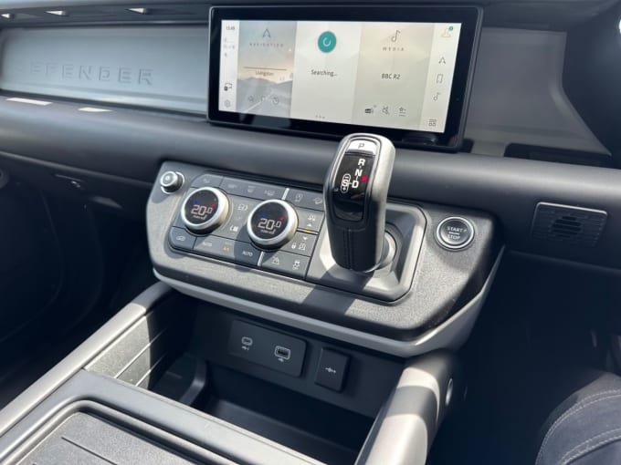 2025 Land Rover Defender