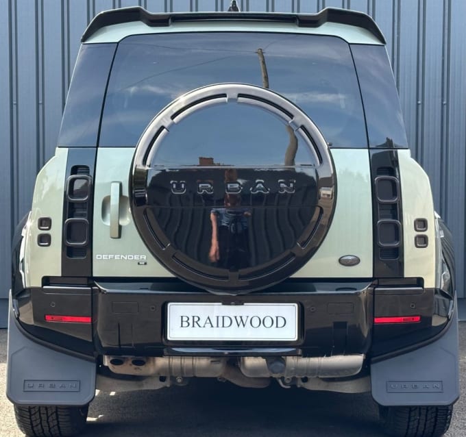 2025 Land Rover Defender