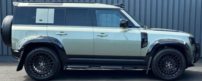 2025 Land Rover Defender