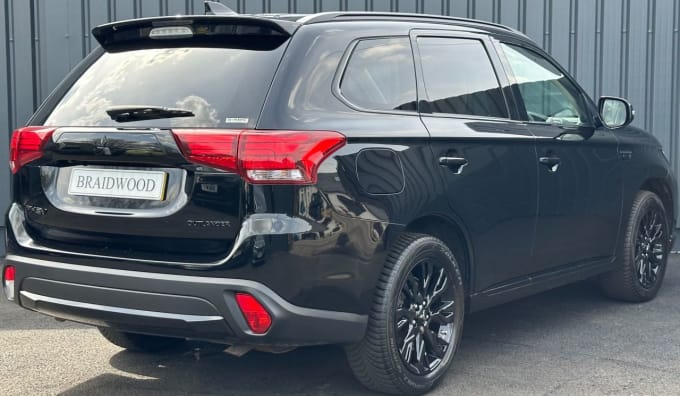 2025 Mitsubishi Outlander