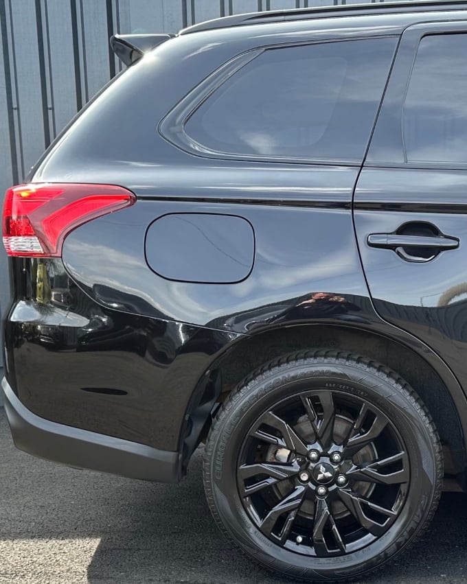 2025 Mitsubishi Outlander