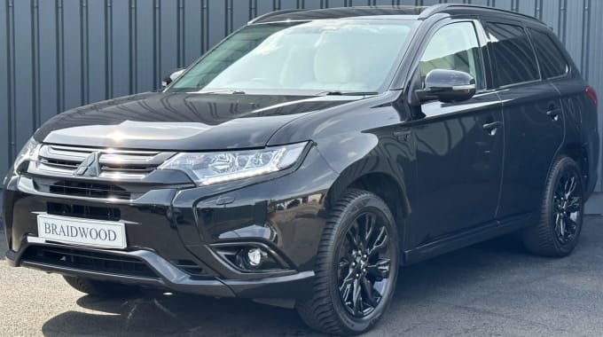 2025 Mitsubishi Outlander