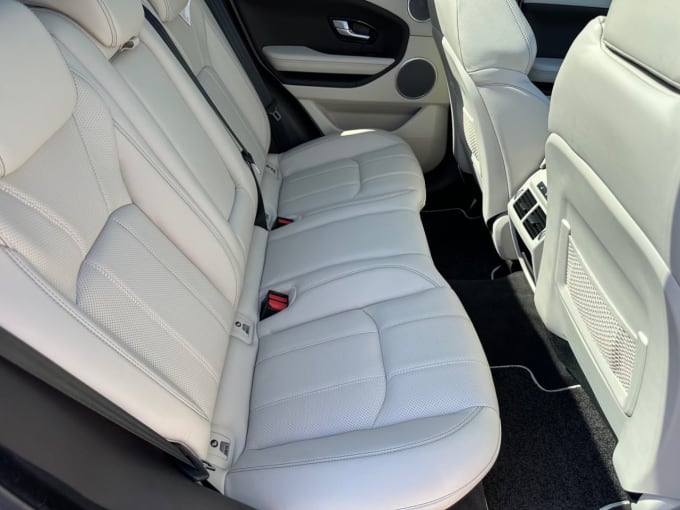 2025 Land Rover Range Rover Evoque