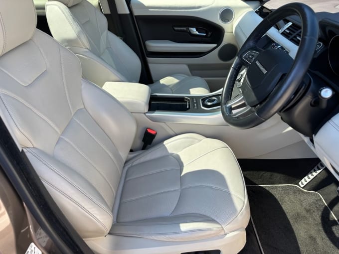 2025 Land Rover Range Rover Evoque