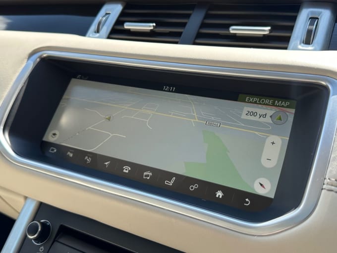 2025 Land Rover Range Rover Evoque