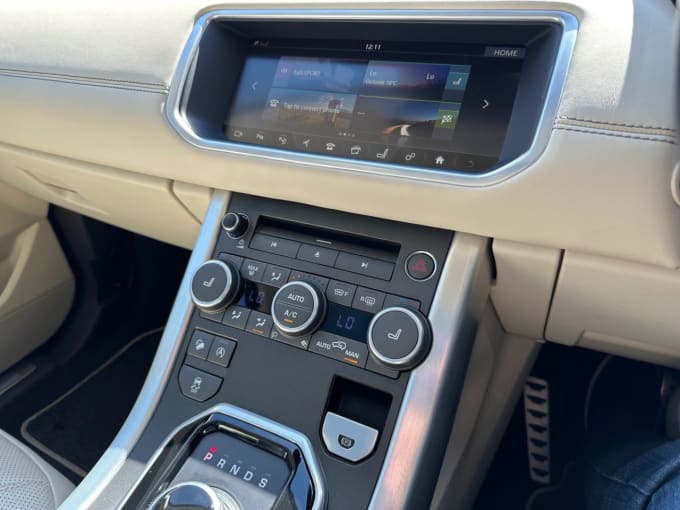 2025 Land Rover Range Rover Evoque