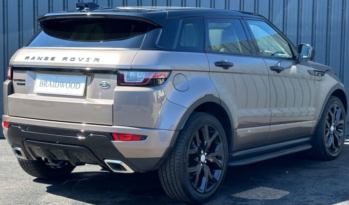 2025 Land Rover Range Rover Evoque