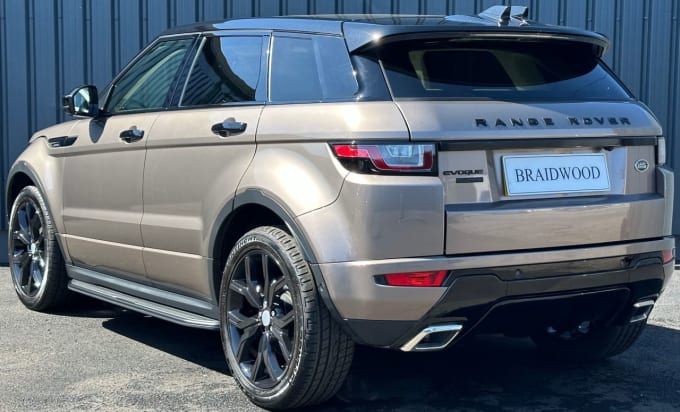 2025 Land Rover Range Rover Evoque