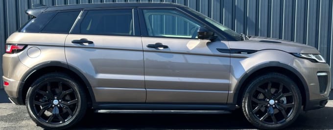2025 Land Rover Range Rover Evoque