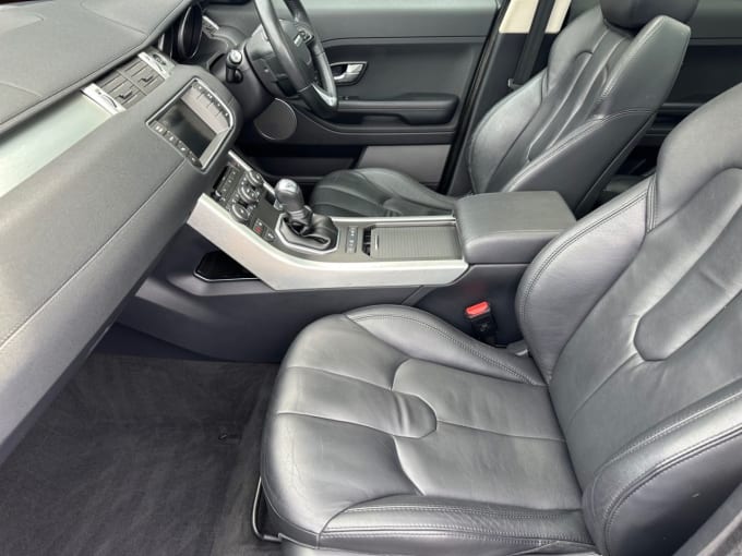 2025 Land Rover Range Rover Evoque