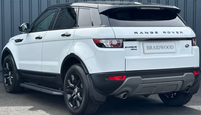 2025 Land Rover Range Rover Evoque