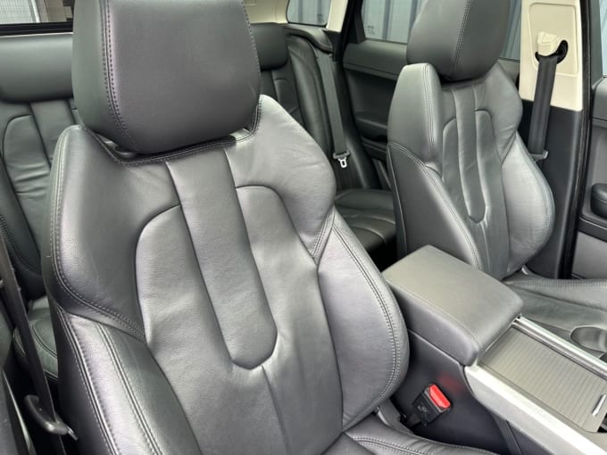 2025 Land Rover Range Rover Evoque