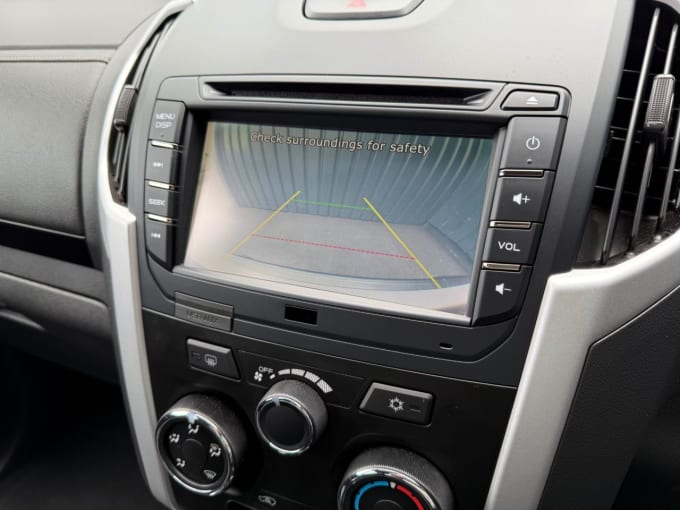 2025 Isuzu D-max