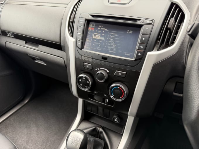 2025 Isuzu D-max