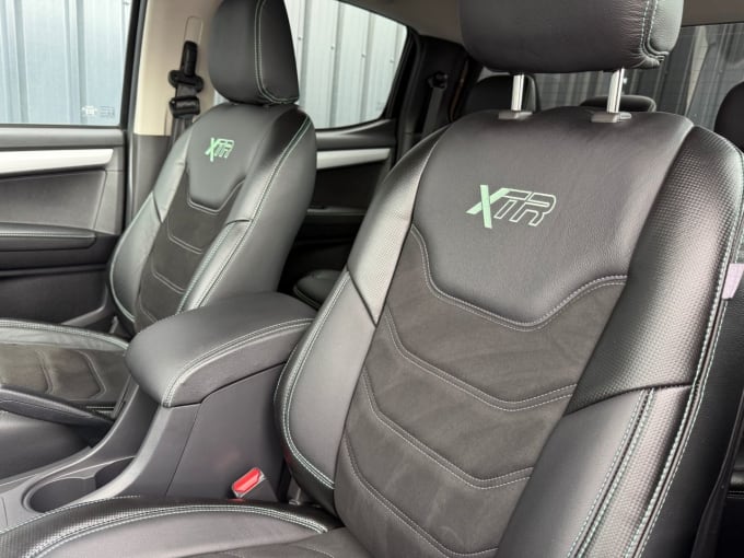 2025 Isuzu D-max