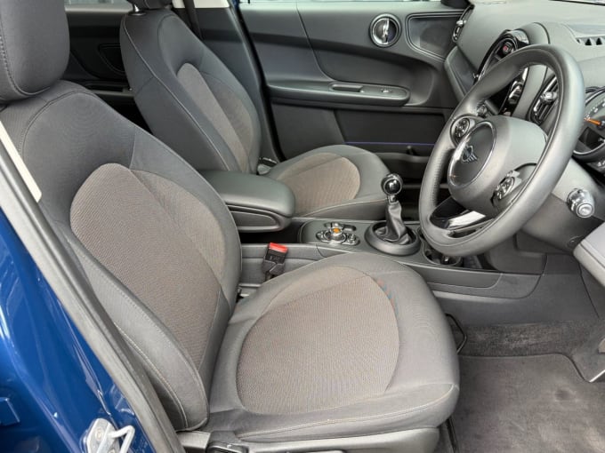 2025 Mini Countryman