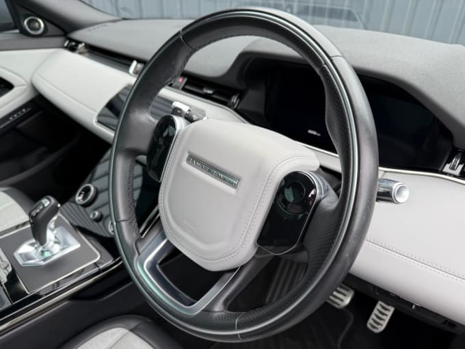 2025 Land Rover Range Rover Evoque