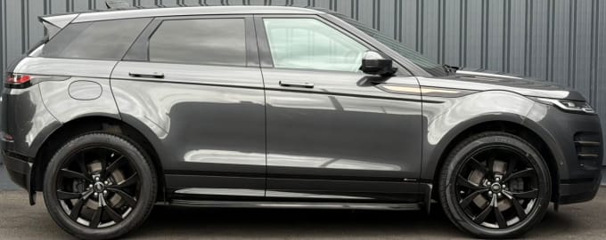 2025 Land Rover Range Rover Evoque