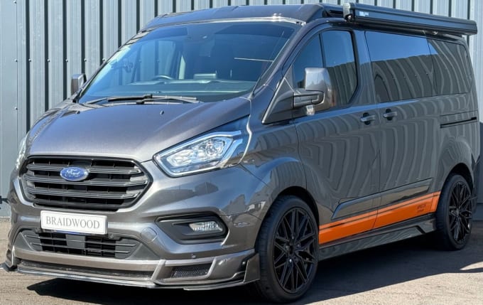 2025 Ford Transit Custom