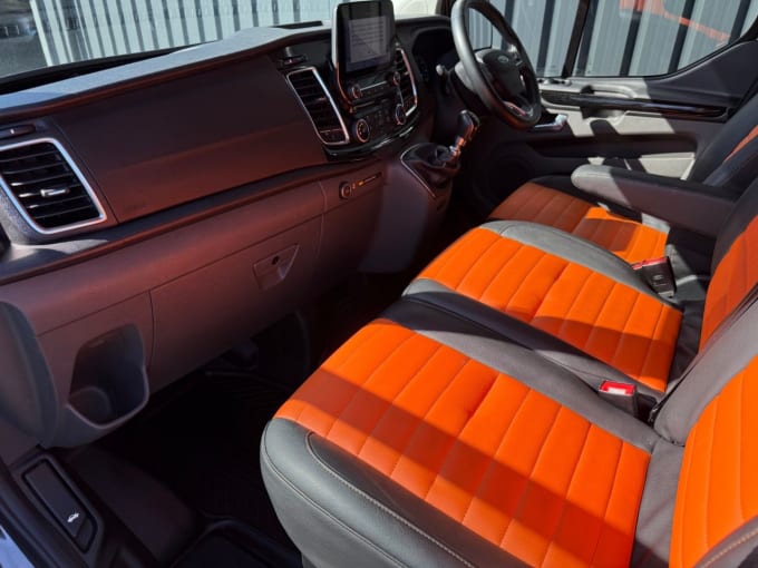 2025 Ford Transit Custom