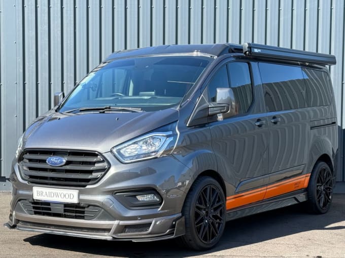 2025 Ford Transit Custom