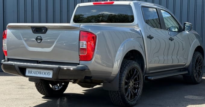 2025 Nissan Navara