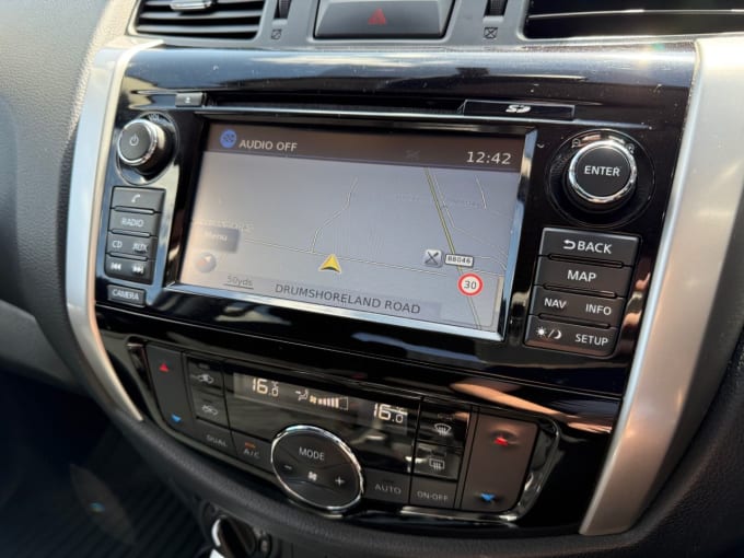 2025 Nissan Navara