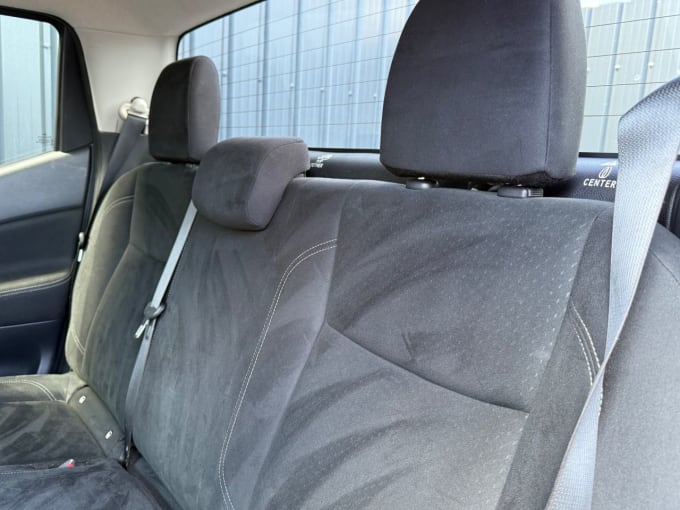 2025 Nissan Navara